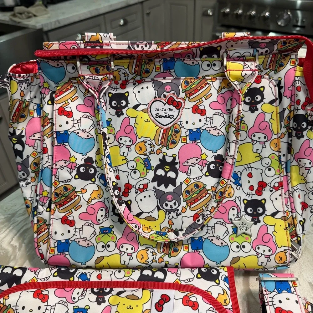 super Limited Hello Kitty Jujube Diaper Bag In Be Classy - Picture 2 of 10